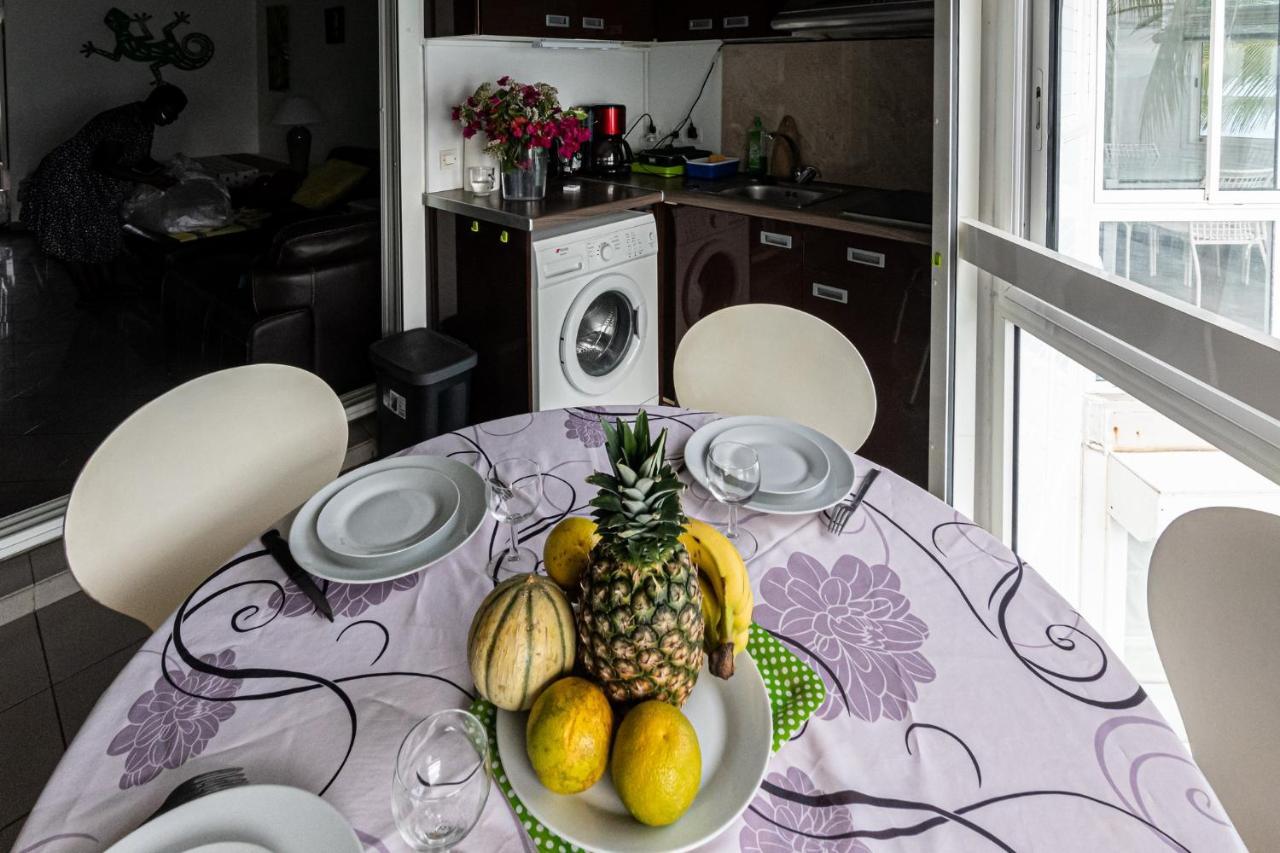 Studio En Duplex , Face A La Mer Le Gosier  Kültér fotó