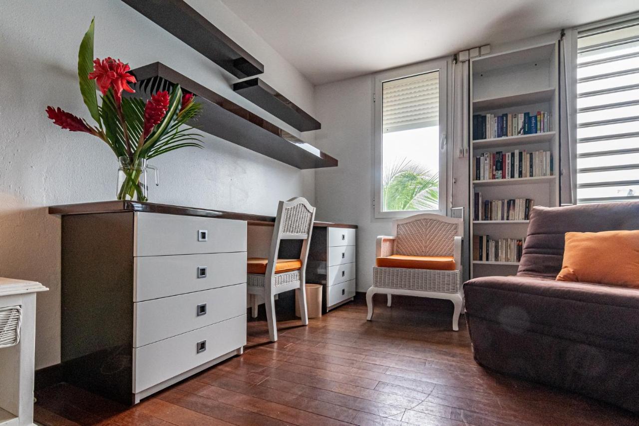 Studio En Duplex , Face A La Mer Le Gosier  Kültér fotó